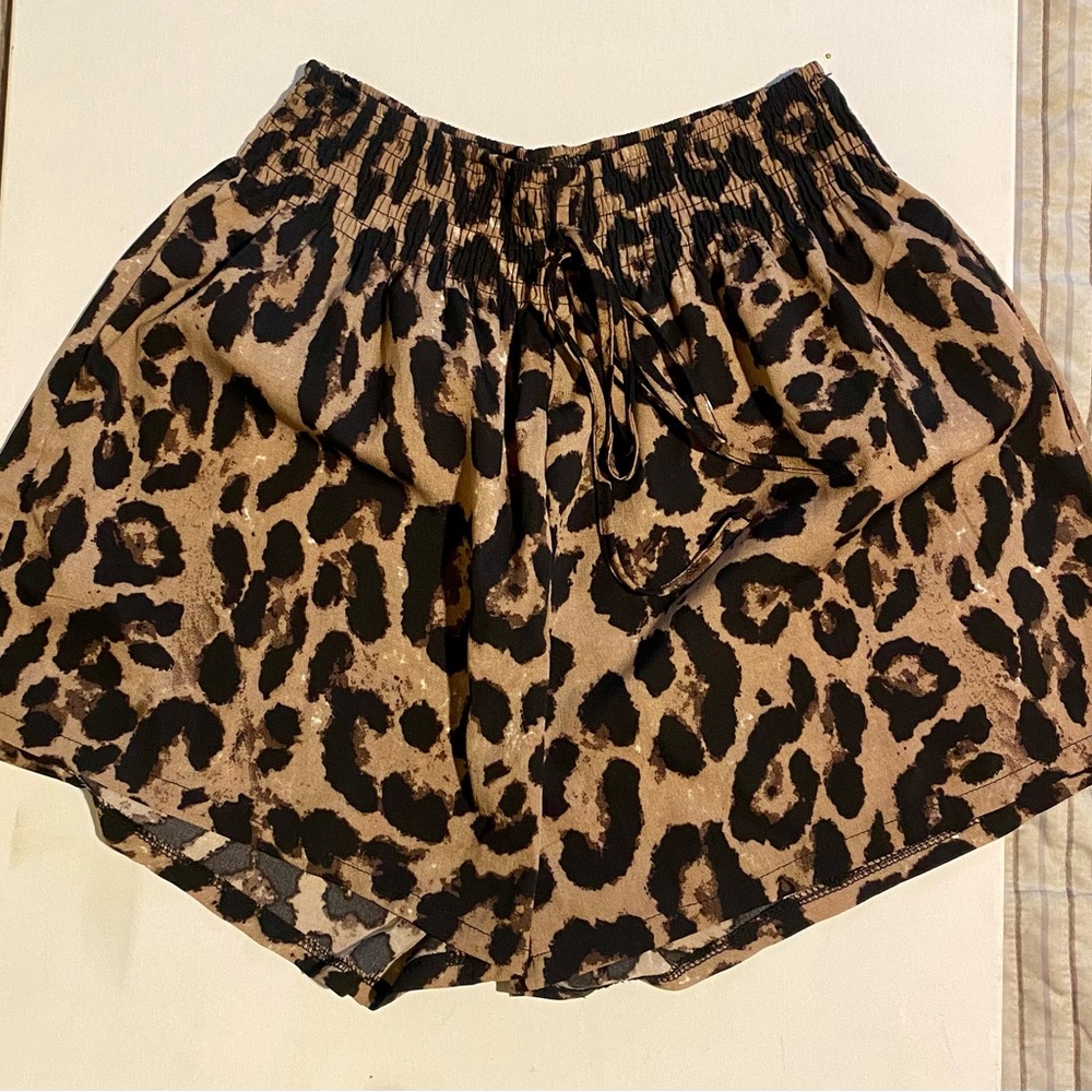 Leopard shorts